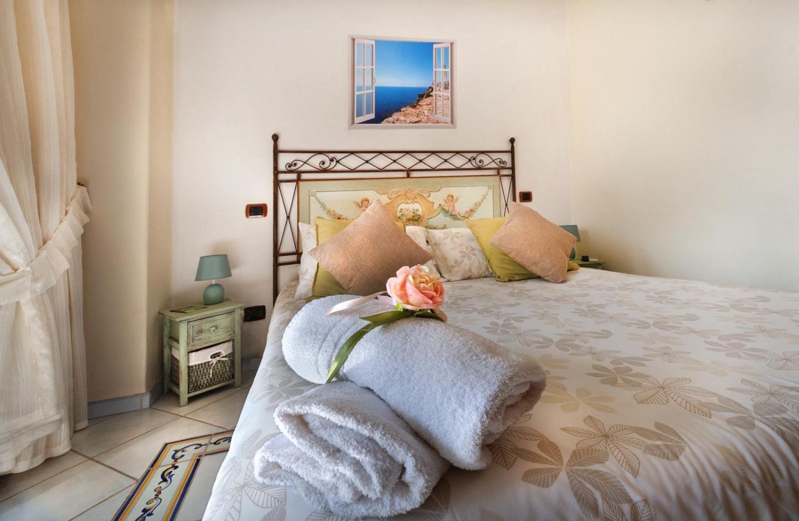 La Finestra Sul Mare Bed & Breakfast Иския Екстериор снимка